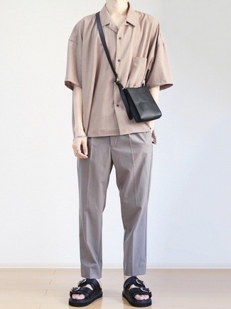 Men's Tan Short Sleeve Shirt, Grey Chinos, Black Leather Sandals, Black Leather Messenger Bag