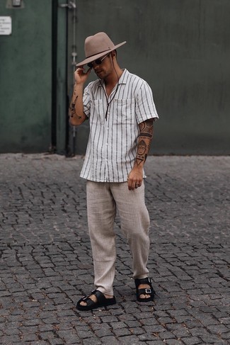 Beige Linen Pants Outfits For Men In Their 20s (22 ideas & outfits)