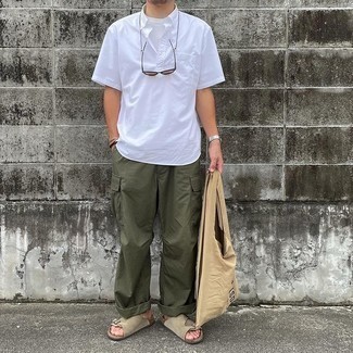 Beige Suede Sandals Outfits For Men: Pair a white short sleeve shirt with olive cargo pants to achieve a truly stylish and modern-looking casual outfit. Beige suede sandals will add a playful touch to your outfit.
