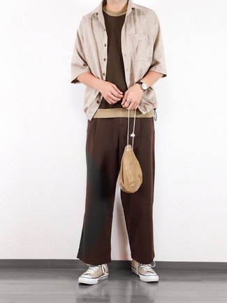 Beige Canvas High Top Sneakers Outfits For Men: A beige check short sleeve shirt and dark brown chinos are a nice ensemble to carry you throughout the day and into the night. Kick up this whole look by rocking a pair of beige canvas high top sneakers.