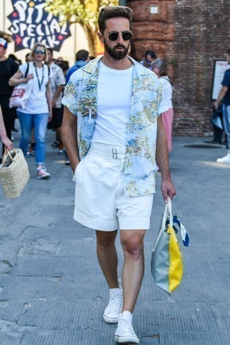 Aquamarine Print Short Sleeve Shirt Outfits For Men: This combination of an aquamarine print short sleeve shirt and white shorts is definitive proof that a safe casual outfit doesn't have to be boring. A pair of white canvas high top sneakers immediately kicks up the street cred of your getup.