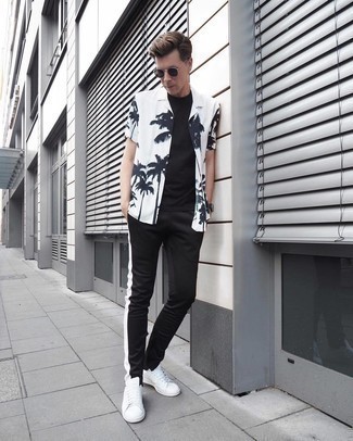Men's White and Black Print Short Sleeve Shirt, Black Crew-neck T-shirt, Black Sweatpants, White Canvas Low Top Sneakers