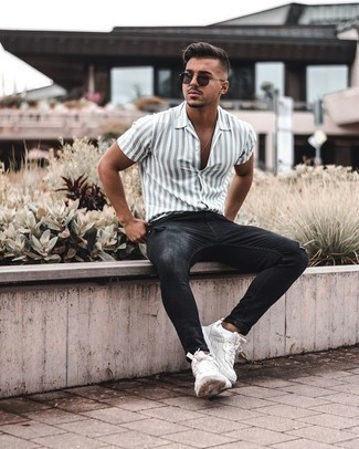 Black Sunglasses Relaxed Outfits For Men: Opt for a mint vertical striped short sleeve shirt and black sunglasses for a relaxed twist on day-to-day combinations. White athletic shoes can immediately level up your getup.