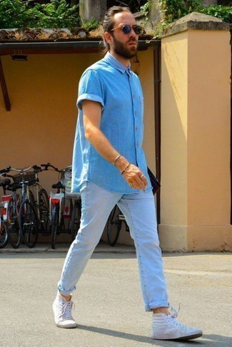 Men's Light Blue Chambray Short Sleeve Shirt, Light Blue Jeans, White Canvas High Top Sneakers, Navy Sunglasses