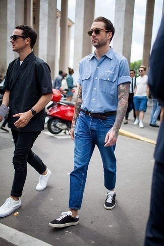 Men's Light Blue Short Sleeve Shirt, Blue Jeans, Black and White Suede Low Top Sneakers, Dark Green Woven Leather Belt