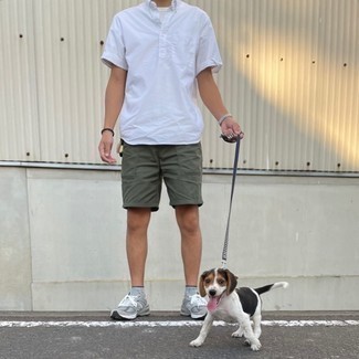 White Short Sleeve Shirt Outfits For Men: Step up your casual style in a white short sleeve shirt and olive shorts. Dial up this ensemble by rounding off with grey athletic shoes.