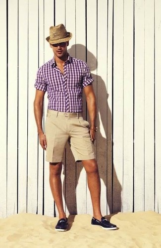 Navy Leather Boat Shoes Outfits: Want to infuse your menswear arsenal with some elegant cool? Go for a purple gingham short sleeve shirt and beige shorts. Let your outfit coordination sensibilities truly shine by complementing this getup with a pair of navy leather boat shoes.