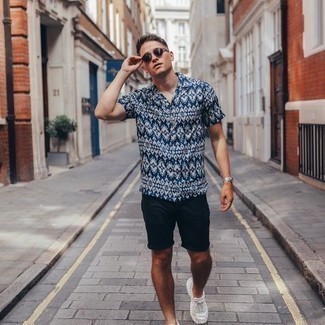 Men's Navy and White Print Short Sleeve Shirt, Navy Shorts, White Canvas Low Top Sneakers, Navy Sunglasses