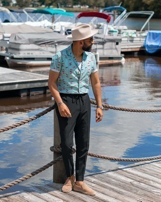 Black Chinos Outfits: A light blue print short sleeve shirt and black chinos combined together are a great match. Tan suede espadrilles are exactly the right choice here.