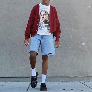 White Print Crew-neck T-shirt Outfits For Men In Their 20s: 