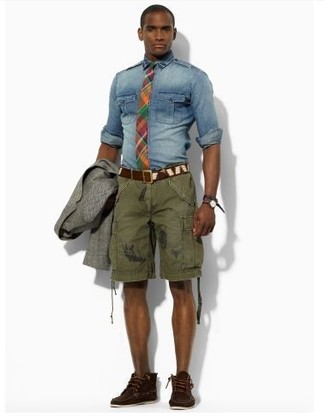 Men's Dark Brown Suede Desert Boots, Olive Shorts, Blue Denim Shirt, Grey Wool Blazer