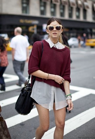 Burgundy Cropped Sweater Outfits: 