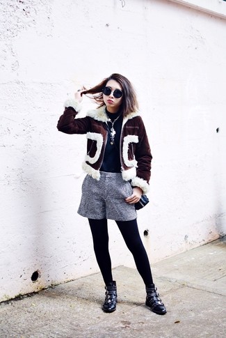 Dark Brown Shearling Jacket Outfits For Women: 