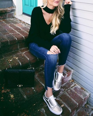 Charcoal Low Top Sneakers Outfits For Women: 