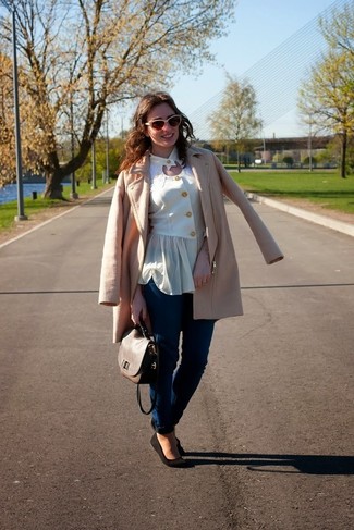 Beige Sunglasses Outfits For Women: 