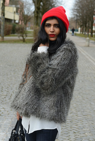 Grey Fur Jacket Outfits: 