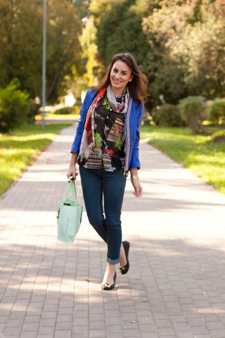 Blue Skinny Jeans with Open Jacket Outfits: 