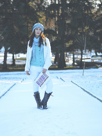 Light Blue Scarf Outfits For Women: 