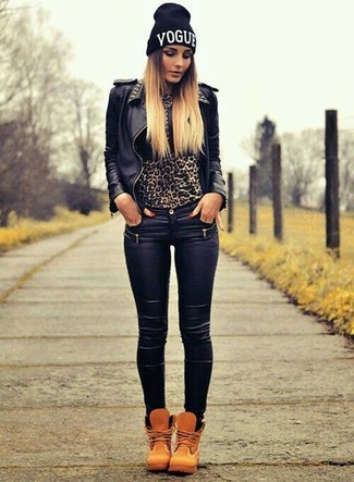 Brown Leopard Crew-neck Sweater Outfits For Women: 