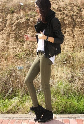 Olive Skinny Jeans Outfits: 