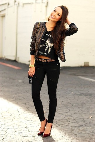 Black and White Print Crew-neck T-shirt Outfits For Women: 