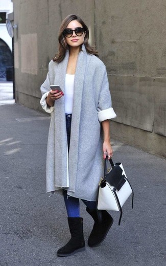 Grey Coat Spring Outfits For Women: 