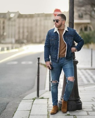 Men's Brown Suede Chelsea Boots, Navy Ripped Skinny Jeans, Brown Crew-neck T-shirt, Navy Denim Jacket