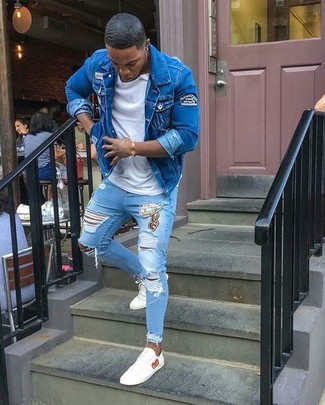 Men's White Leather Low Top Sneakers, Light Blue Ripped Skinny Jeans, White Crew-neck T-shirt, Blue Denim Jacket