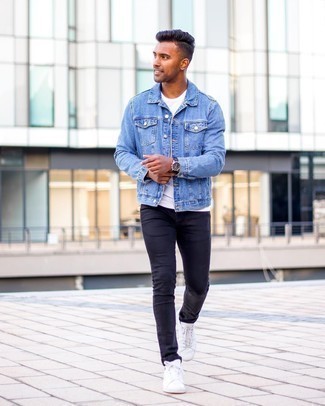 Blue Denim Jacket with Skinny Jeans Outfits For Men: 