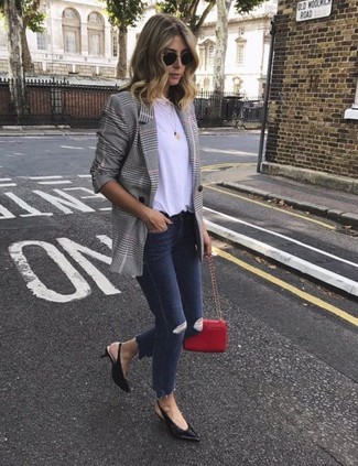 Women's Black Leather Pumps, Navy Ripped Skinny Jeans, White Crew-neck T-shirt, Grey Double Breasted Blazer