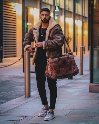 Brown Leather Holdall Casual Chill Weather Outfits For Men: 