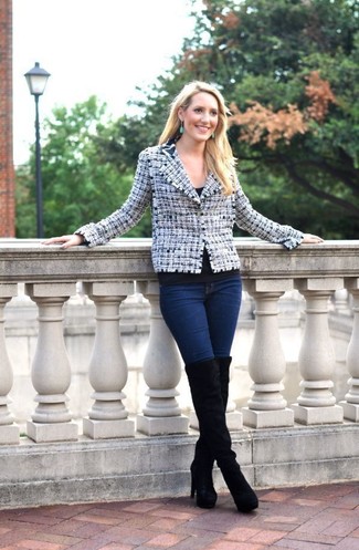 White and Navy Tweed Jacket Outfits For Women: 