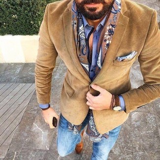 Brown Paisley Scarf Outfits For Men: 