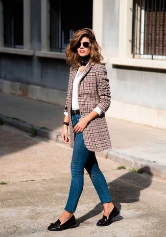 Brown Leather Loafers Outfits For Women: 