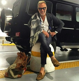 Gianluca Vacchi wearing Brown Suede Tassel Loafers, Charcoal Skinny Jeans, White Dress Shirt, Charcoal Wool Blazer