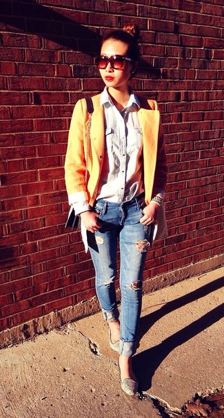 Orange Coat Outfits For Women: 
