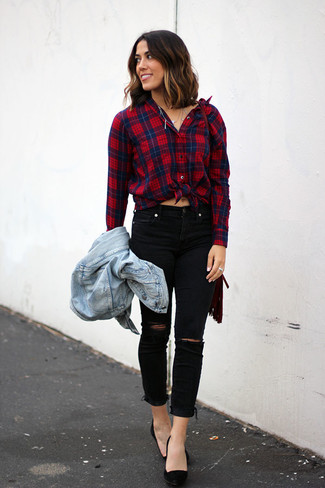 Black Ripped Skinny Jeans Spring Outfits: 