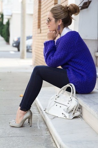 Navy Knit Oversized Sweater Outfits: 