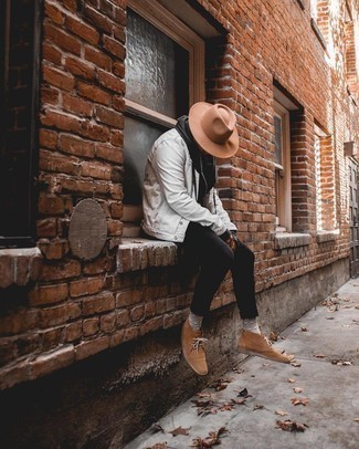 Tan Wool Hat Outfits For Men In Their 20s: 