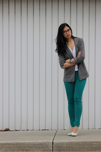 Teal Skinny Jeans Outfits: 