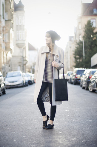 Black Print Leather Tote Bag Outfits: 