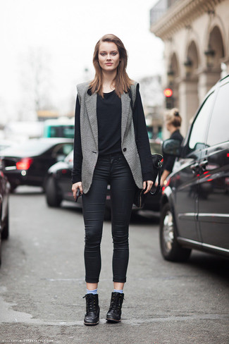 Women's Black Leather Wedge Sneakers, Black Skinny Jeans, Black Long Sleeve T-shirt, Grey Sleeveless Blazer