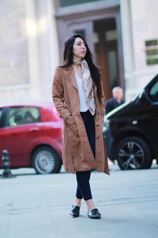Tobacco Trenchcoat Outfits For Women: 