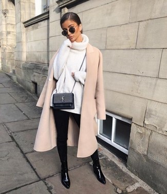 Beige Coat Outfits For Women: 