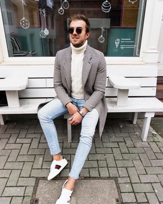 White Knit Turtleneck Outfits For Men: 
