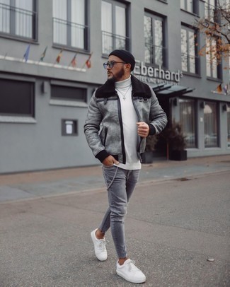 Men's White Canvas Low Top Sneakers, Grey Ripped Skinny Jeans, White Turtleneck, Grey Shearling Jacket