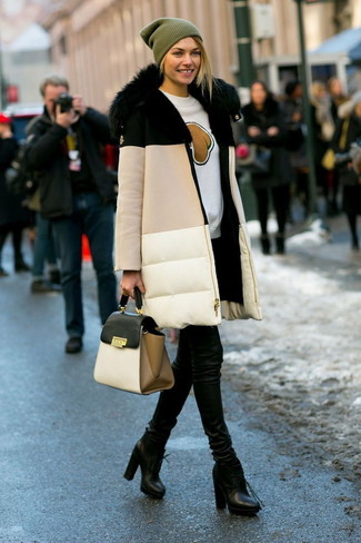 Beige Puffer Coat Outfits For Women: 