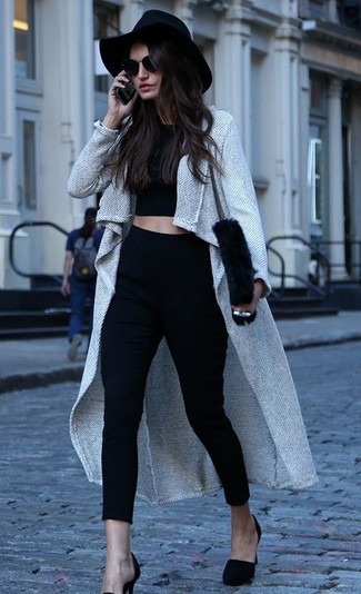 Black Cropped Top Cold Weather Outfits: 