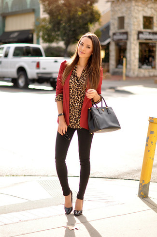 Tan Leopard Dress Shirt Outfits For Women: 