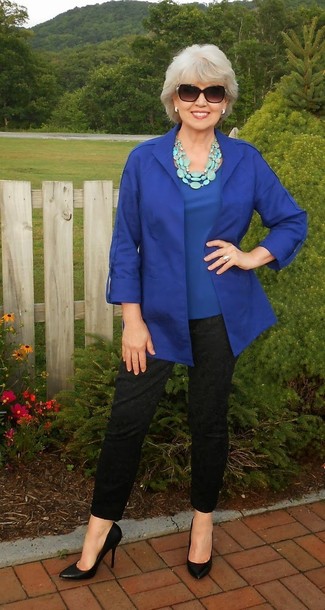 Blue Short Sleeve Blouse Outfits: 